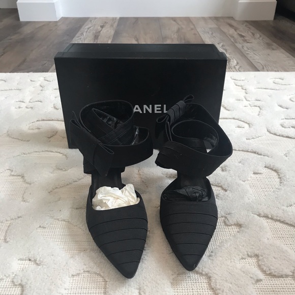 AUTHENTIC CHANEL VINTAGE Black Crystal CC Logo Strappy Dress Heels - Picture 5 of 12
